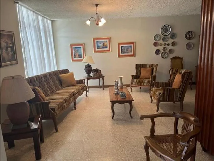 Casa en Venta en Montes de Oca, San Pedro, Res Abierto,2.5PJG9421827 - Venta en Montes de Oca — photo 4