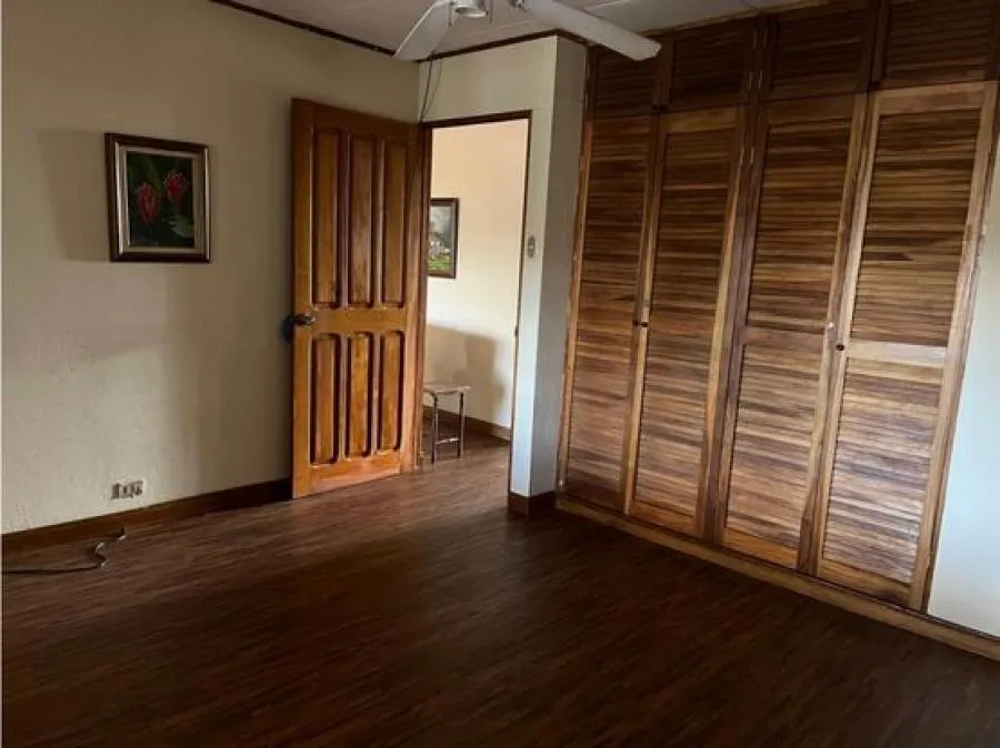 Casa en Venta en Montes de Oca, San Pedro, Res Abierto,2.5PJG9421827 - Venta en Montes de Oca — photo 5