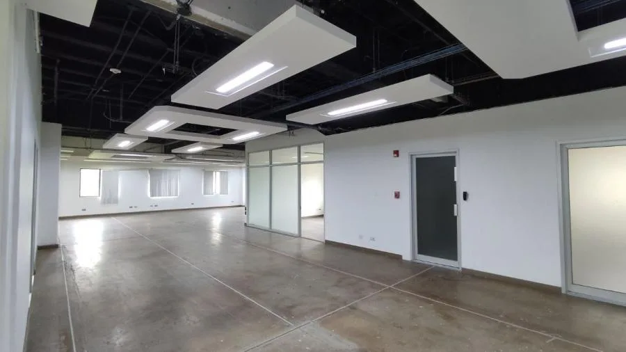 Edificio en alquiler en San José, Barrio Tournon. PVV7079202 - Alquiler / Renta en Goicoechea