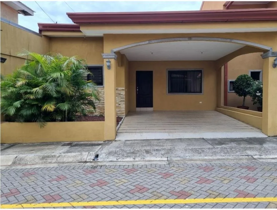 Venta de casa en condominio en San Pablo de Heredia US$ 135,000 #4247 - Venta en San Pablo