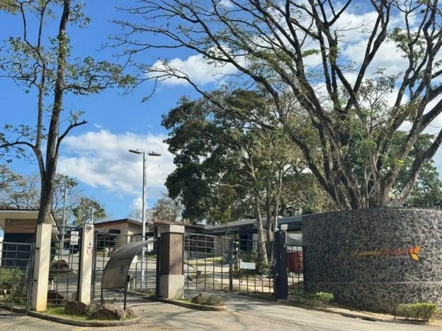 Venta de Lote con Amenidades en La Garita de Alajuela. RAH 26-1254  - Venta en Garita