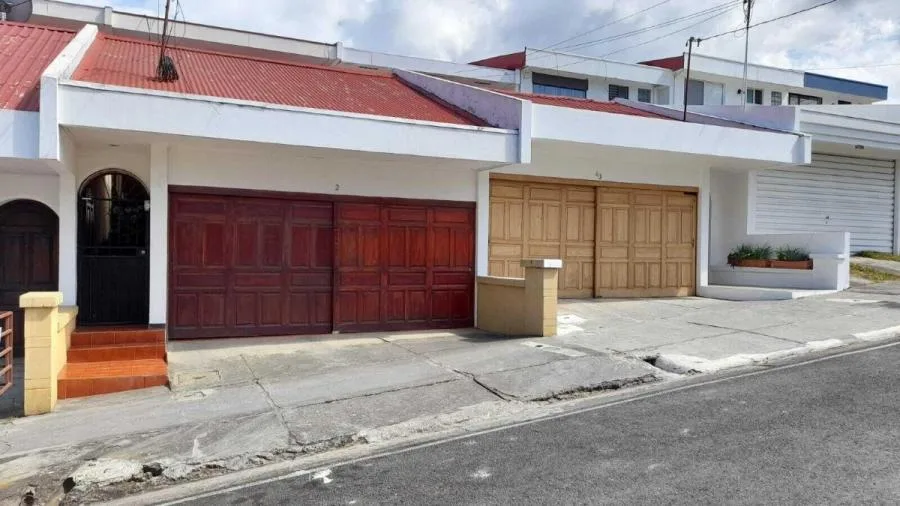 Casa en Venta en San Rafael, Escazú RAH #221576 - Venta en Escazú