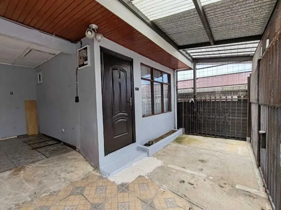 Venta de casa en zona residencial en Sabanilla, Montes de Oca #TY5990 - Venta en Montes de Oca — photo 3
