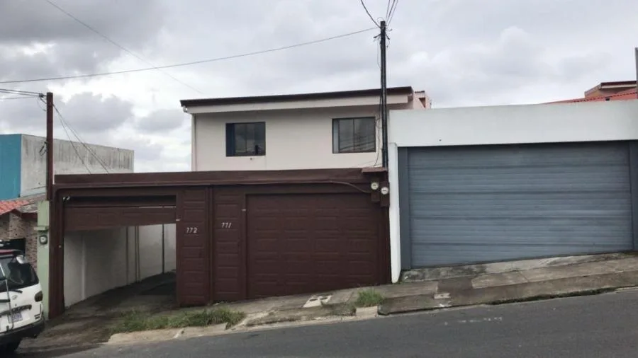 Venta de 2 Casas Independientes en Mata de Plátano-Goicoechea. RAH 26-726 - Venta en Mata de Platano