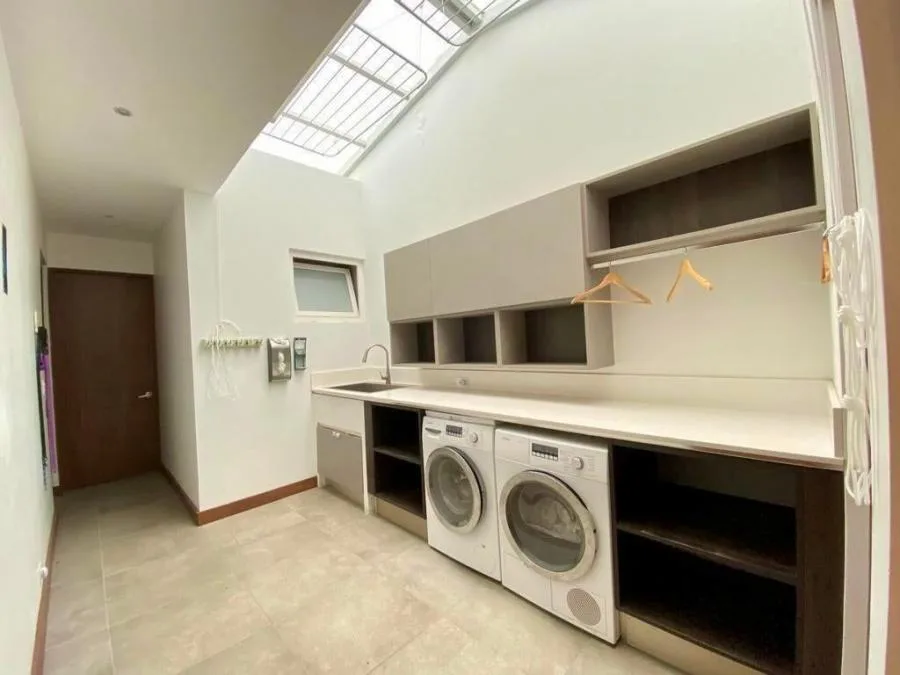 Venta de Casa de lujo en Guachipelin Escazú MGA - Venta en San Rafael — photo 2