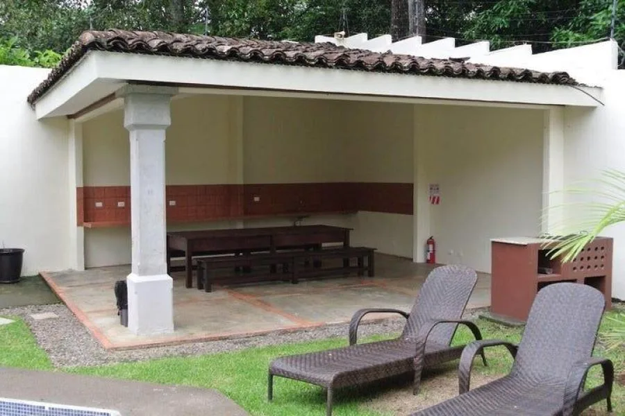 Se vende casa en Condominio Los Alicantos, Ciudad Colon (DJ 24-807) - Venta en Mora — photo 3