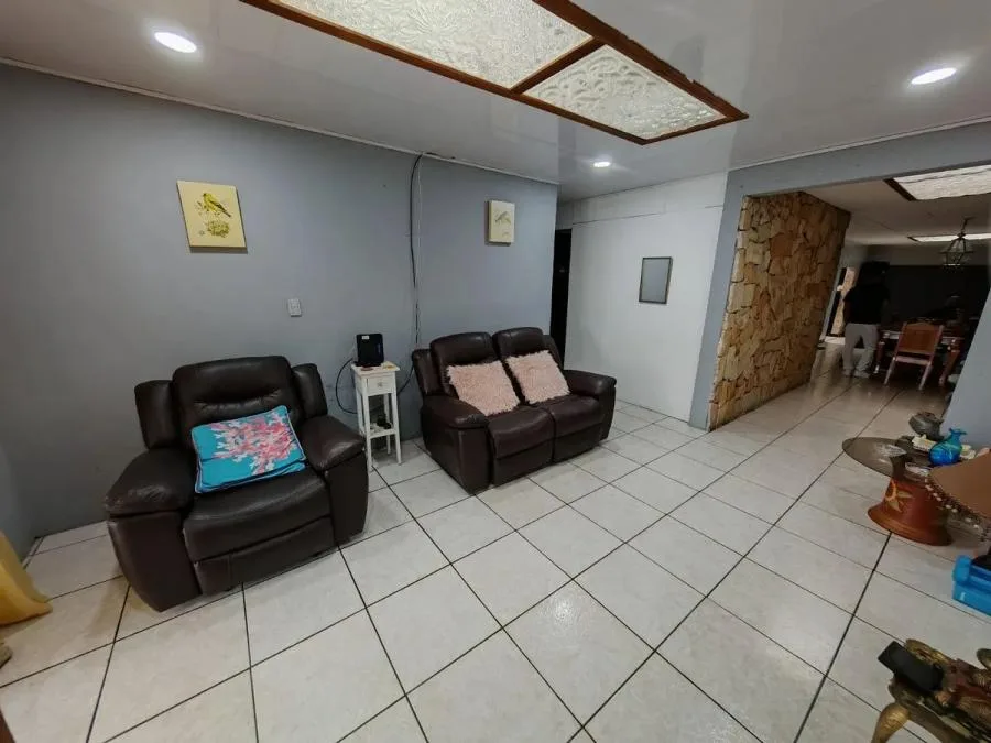 Venta de casa en Urb San Marino, Sabanilla, Montes de Oca #5734 - Venta en Montes de Oca — photo 4