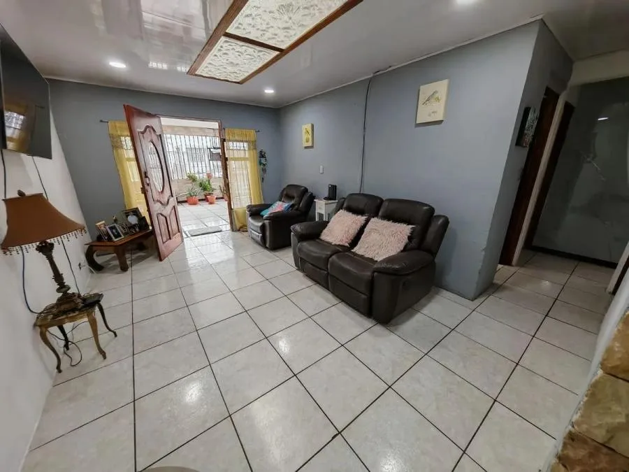 Venta de casa en Urb San Marino, Sabanilla, Montes de Oca #5734 - Venta en Montes de Oca — photo 5