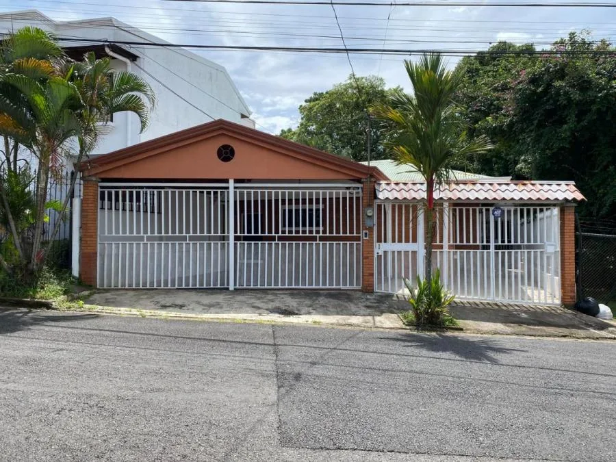 CASA EN VENTA EN ALAJUELA, cod: CTL MLS #26-194 - Venta en Alajuela