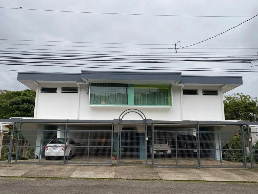 Venta de Apartamento tipo Dúplex en San Isidro, Heredia RAH #221736 - Venta en San Isidro