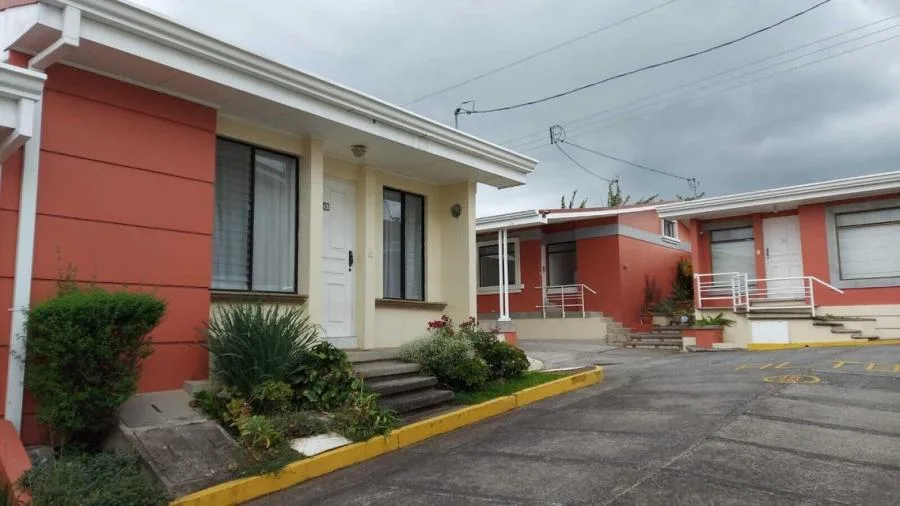 Venta de Casa en Montes de Oca-San Pedro. - Venta en Montes de Oca