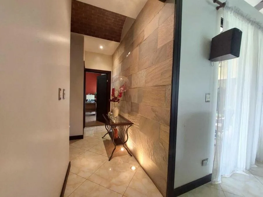 Casa en Venta en Santo Domingo, Heredia RAH #222645 - Venta en Santo Domingo — photo 2