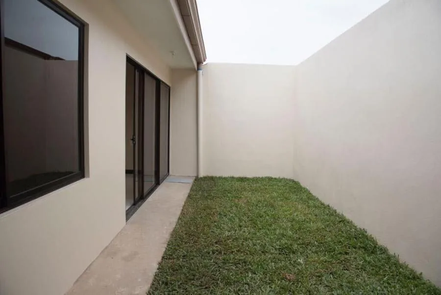 Casa en Venta en San Pablo, Heredia MLS #23-464 CL - Venta en San Pablo — photo 2