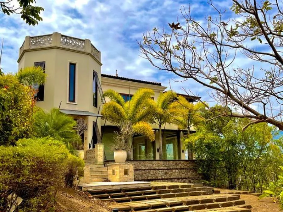 Venta de imponente mansión de lujo en Santa Ana. #22-2049 - Venta en Santa Ana