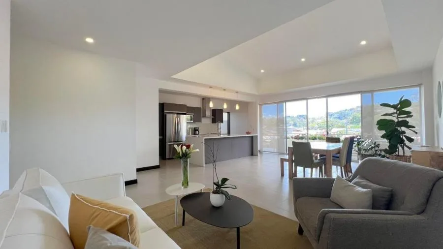 VENTA DE PARTAMENTO EN SAN RAFAEL DE ESCAZU PBR - Venta en Escazú