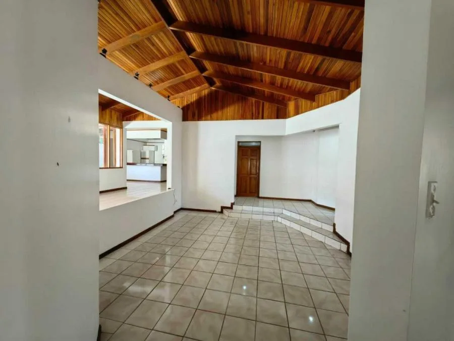 Casa en Venta Ubicada en prestigioso Residencial en Heredia, Belen  - Venta en Belén