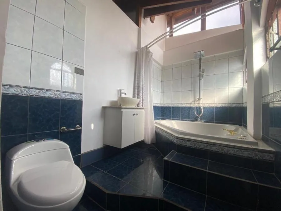 VENTA DE CASA EN TIBAS PBR - Venta en Tibás — photo 4