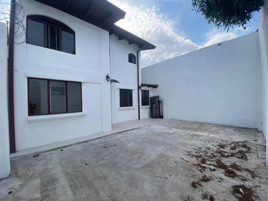 VENTA DE CASA EN TIBAS PBR - Venta en Tibás — photo 5