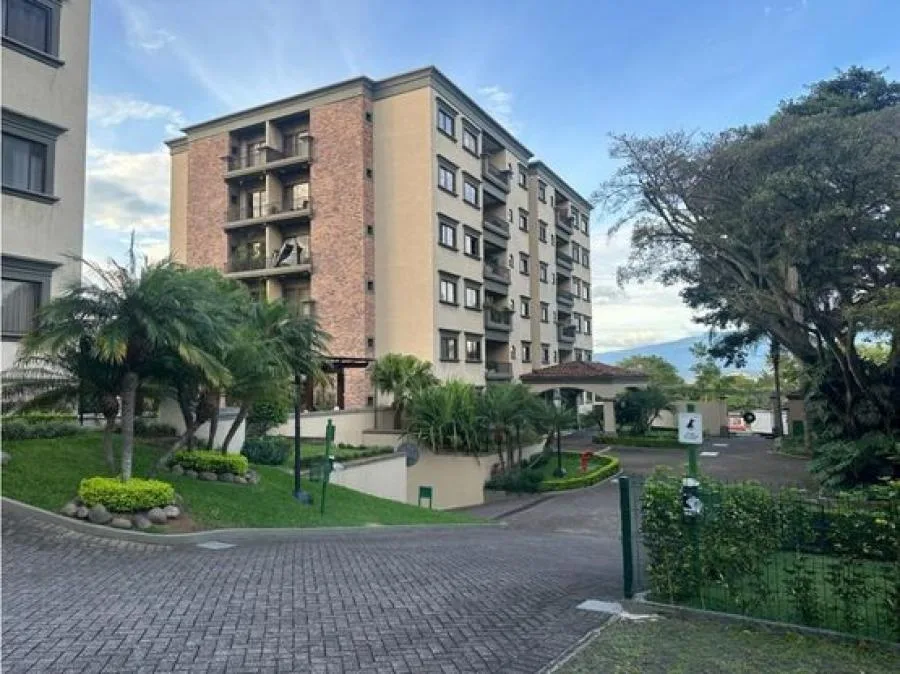 ALQUILER DE APARTAMENTO AMUEBLADO, SAN JOSE, ESCAZU, CONDOMINIO LA ALHAMBRA - Alquiler / Renta en Escazú