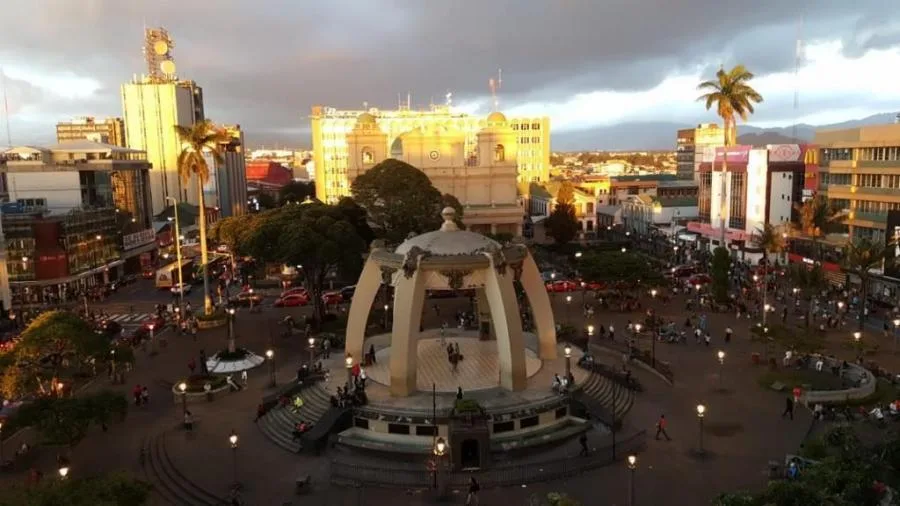 alquiler de local comercial en   san José - Alquiler / Renta en San José