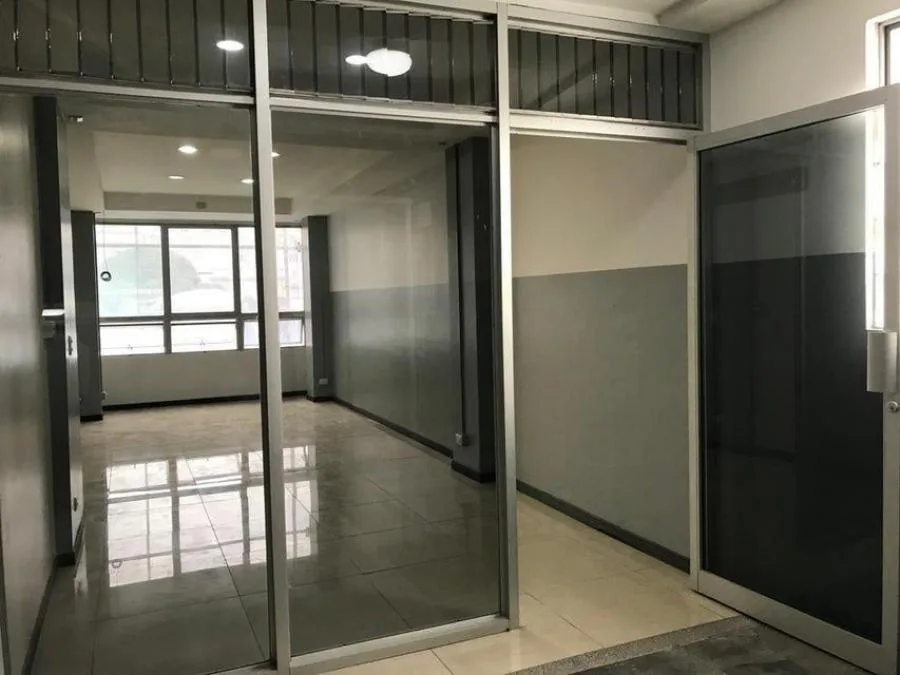 alquiler de local comercial en   san José - Alquiler / Renta en San José — photo 5