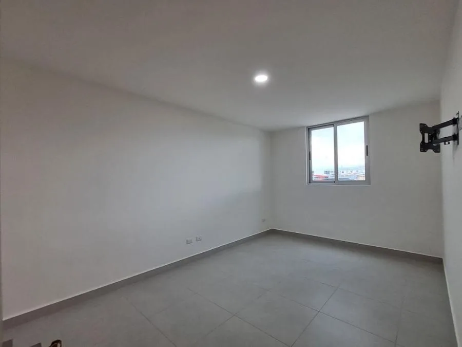 ALQUILER DE MODERNO APARTAMENTO EN CONDOMINIO, SAN PABLO DE HEREDIA (NR) - Alquiler / Renta en San Pablo — photo 3