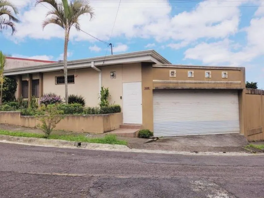 Venta de Casa en Mata de Plátano, San José. RAH 25-342 - Venta en Goicoechea