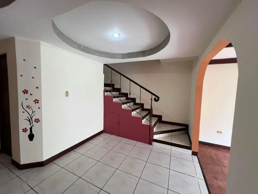 VENTA DE CASA EN MORAVIA RESIDENCIAL SAINT CLARE PBR - Venta en Moravia — photo 3