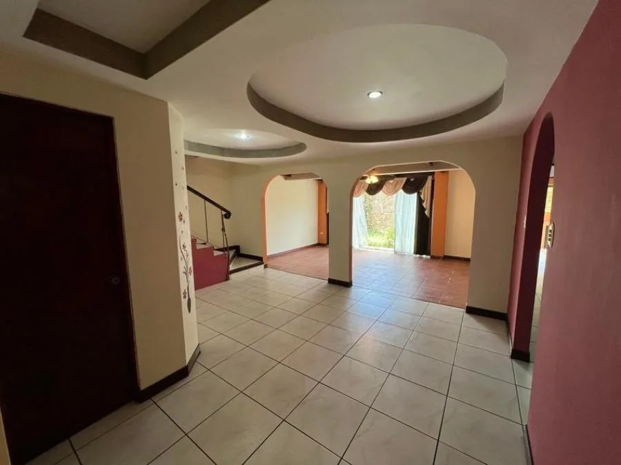 VENTA DE CASA EN MORAVIA RESIDENCIAL SAINT CLARE PBR - Venta en Moravia — photo 4