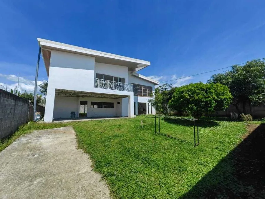 Venta de dos casas independientes en San Miguel, Santo Domingo #3981 - Venta en Santo Domingo