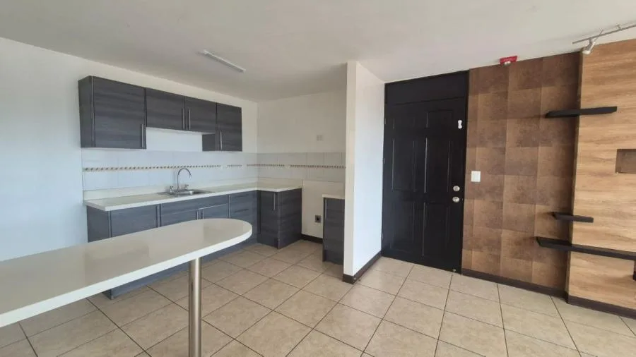 Alquiler de apartamento en Hatillo, condominio Oasis GB - Alquiler / Renta en San José — photo 3