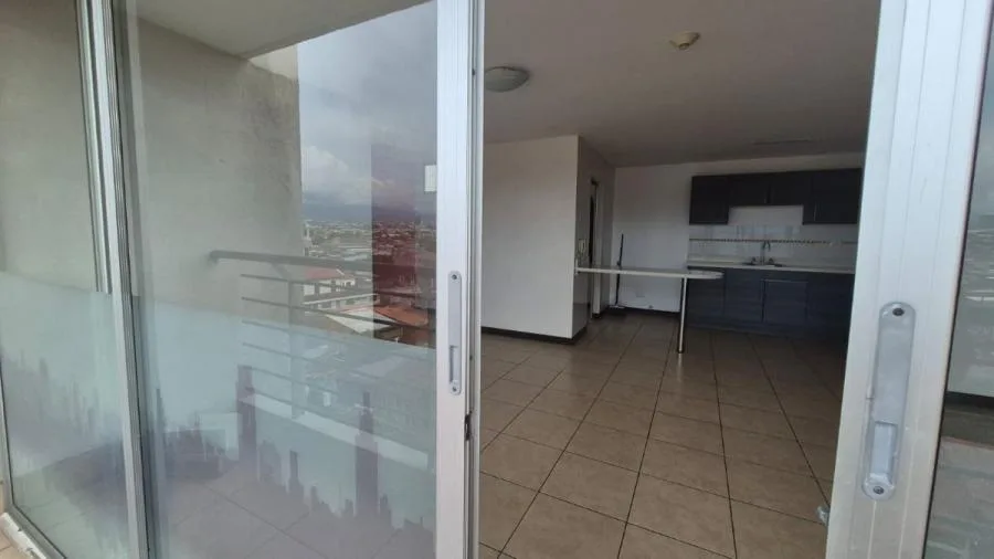 Alquiler de apartamento en Hatillo, condominio Oasis GB - Alquiler / Renta en San José — photo 5