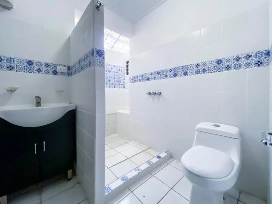 Venta de Casa en Sabanilla-Montes de Oca. RAH 26-1284 - Venta en Montes de Oca — photo 4
