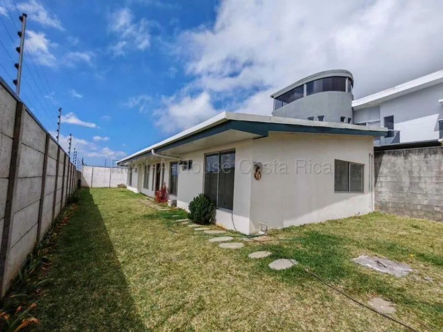 Alquiler de Apartamento en San Isidro de Heredia. - Alquiler / Renta en San Isidro