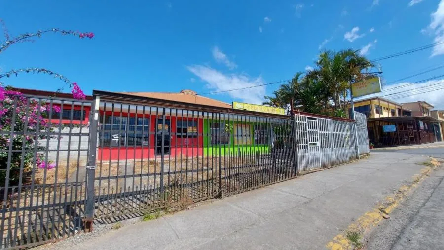 LOCALES EN VENTA EN MOZOTAL, GOICOECHEA RAH 241051  - Venta en Goicoechea