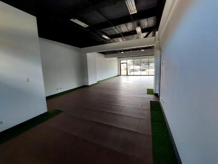 Alquiler de Local Comercial en Santa Ana. - Alquiler / Renta en Santa Ana