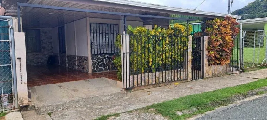 DE OPORTUNIDAD: ¡ENAMÓRATE DE ESTA BELLÍSIMA CASA EN CIUDAD CORTÉS! - Venta en Osa