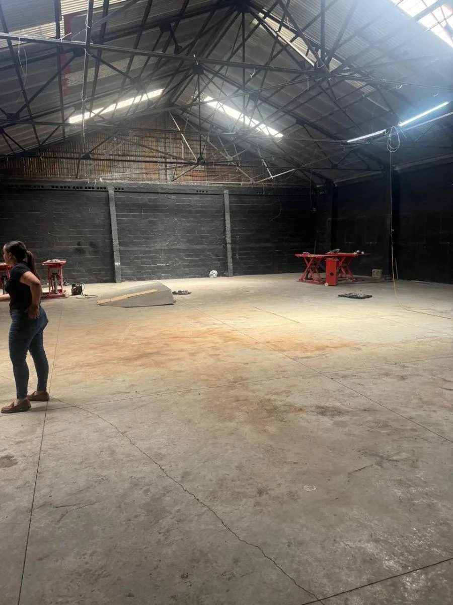 ALQUILER DE BODEGA EN TIBAS, SAN JOSE - Alquiler / Renta en Tibás