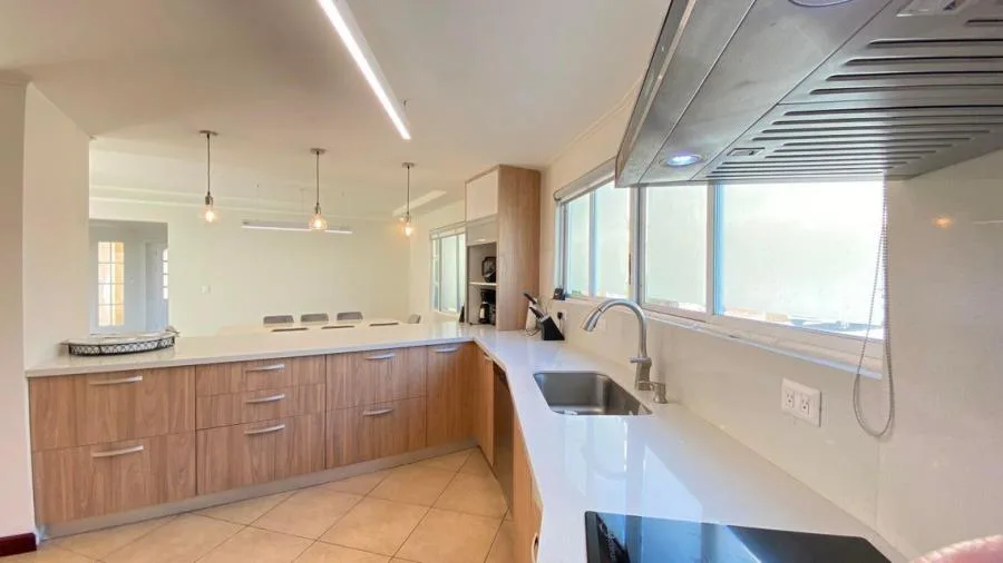 SE ALQUILA APARTAMENTO EN SAN RAFAEL DE ESCAZU  PBR - Alquiler / Renta en Escazú
