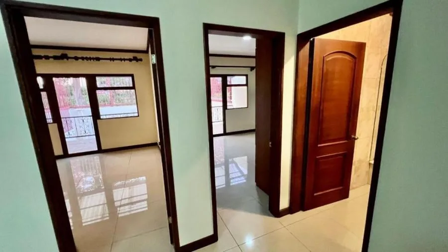 CASA EN VENTA, SANTO DOMINGO DE HEREDIA, Cod#24-1469 - Venta en Santo Domingo — photo 4