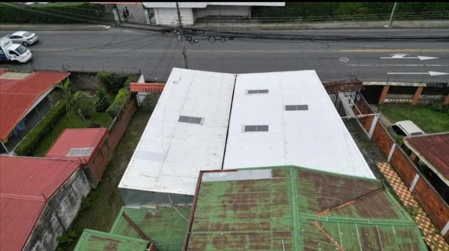 Venta de Lote + Casa en Goicoechea, San José. RAH 25-1176 - Venta en Goicoechea — photo 4