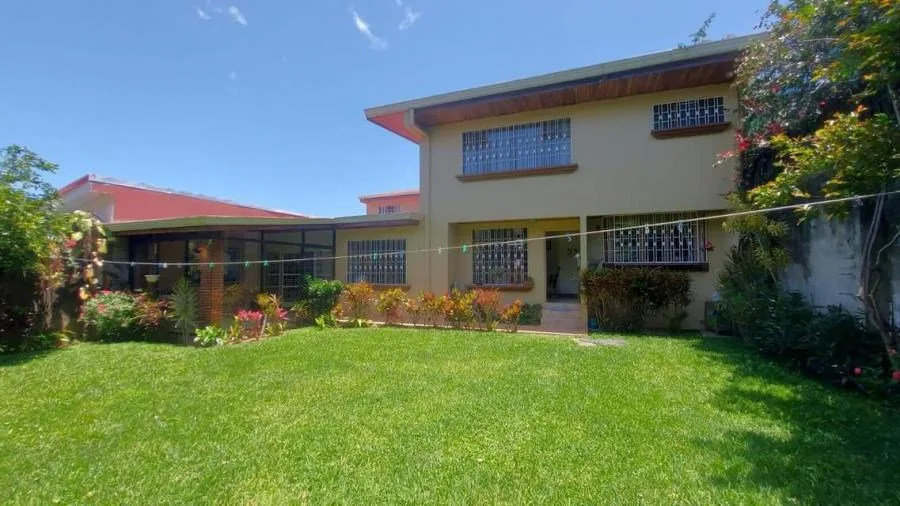 Venta de Casa en Sabanilla-Montes de Oca. RAH 26-115 - Venta en Montes de Oca