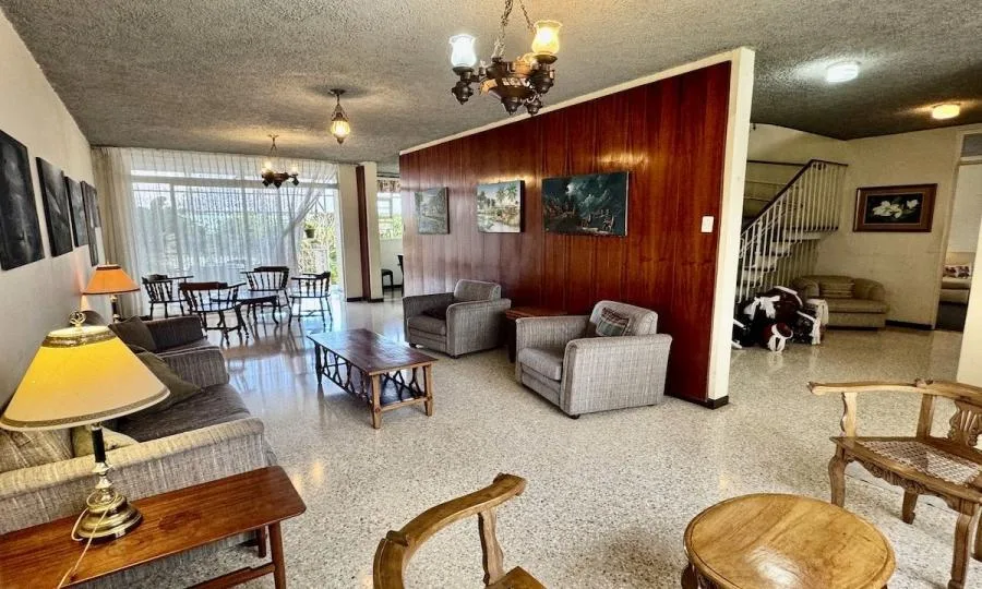 Venta de casa en Barrio Los Profesores, Montes de Oca $355.000 #M1792 - Venta en San Pedro — photo 2