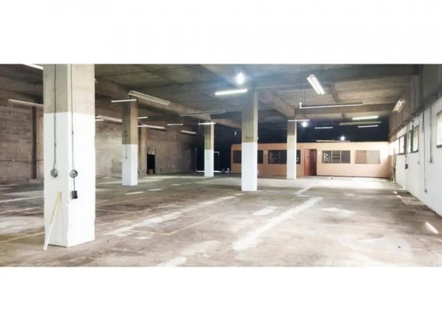 Bodegas en Venta  en Guadalupe, Uso(Z1/Z2/Z3)-COD: PJG7140444 - Venta en Goicoechea — photo 2