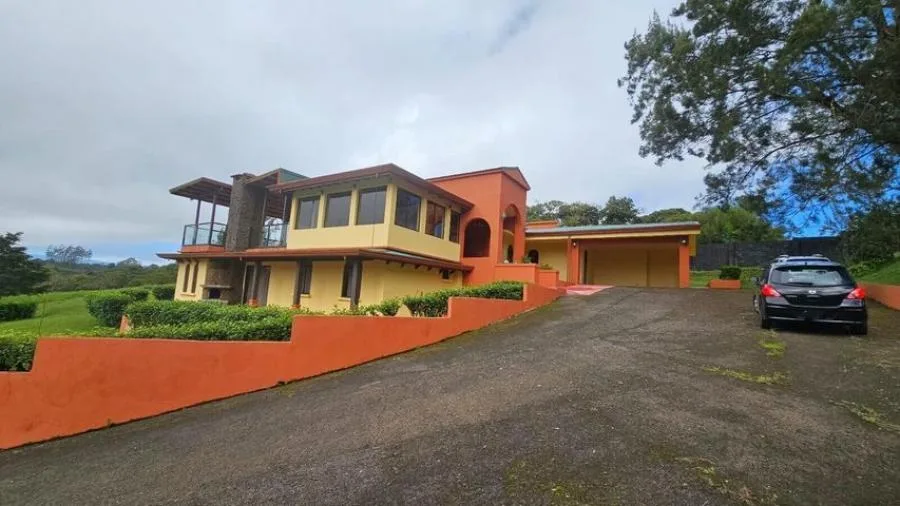 MLS-26-237 LS VENTA CASA MORAVIA SAN JOSE - Venta en Moravia