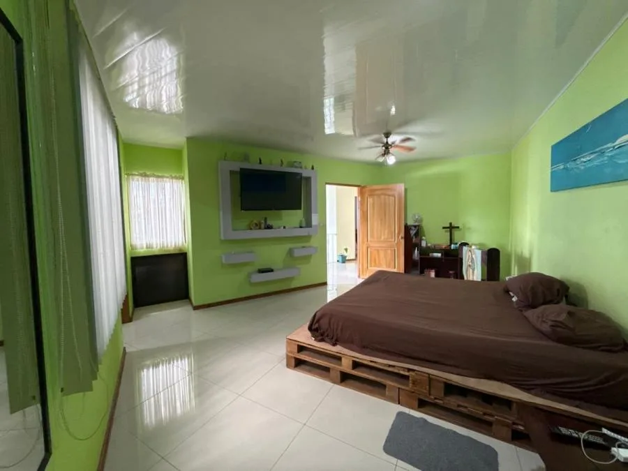 Venta de Moderna Casa de 2 pisos en San Pablo, Heredia. RAH 26-403 - Venta en San Pablo — photo 4