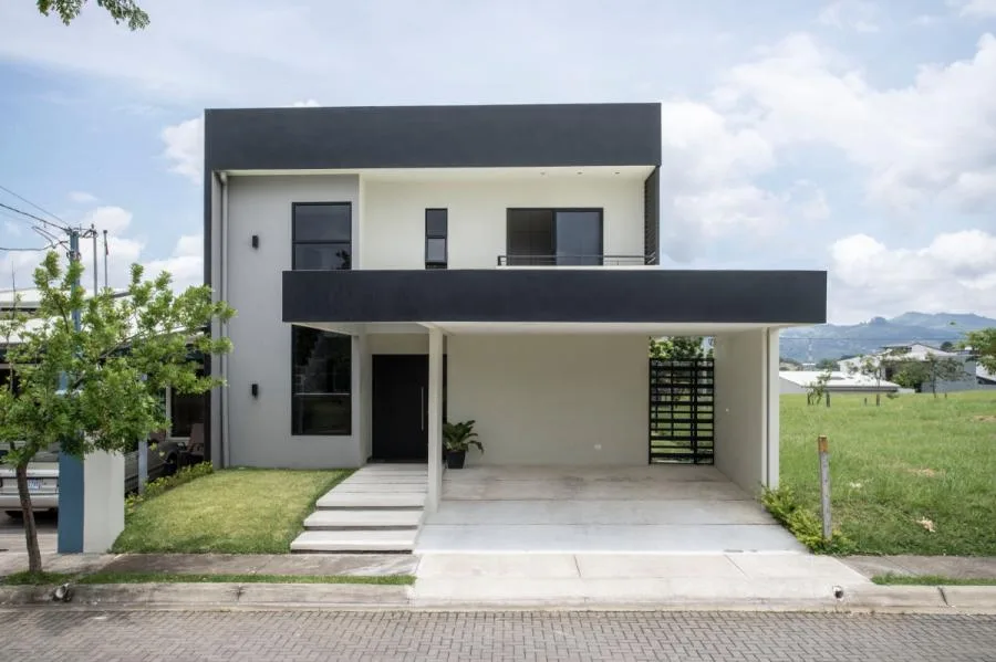 Venta de Casa Duplex ideal para Inversión en Condominio 26-1069 - Venta en Grecia