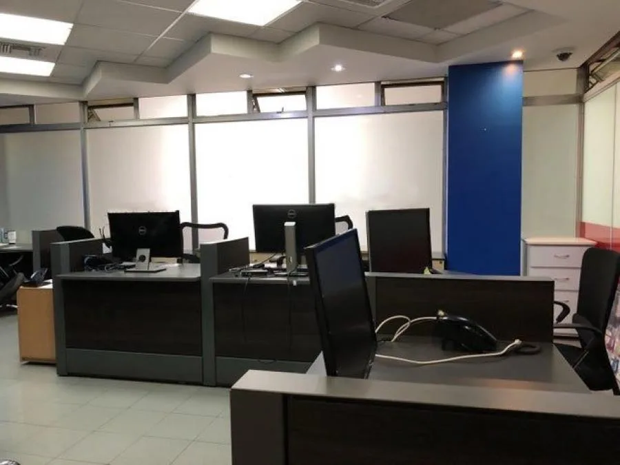 Alquiler de Amplia Oficina en Paseo Colónn San José - Alquiler / Renta en San José — photo 5