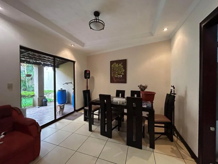 Venta de casa en Condominio en San Francisco Heredia MGA - Venta en Heredia