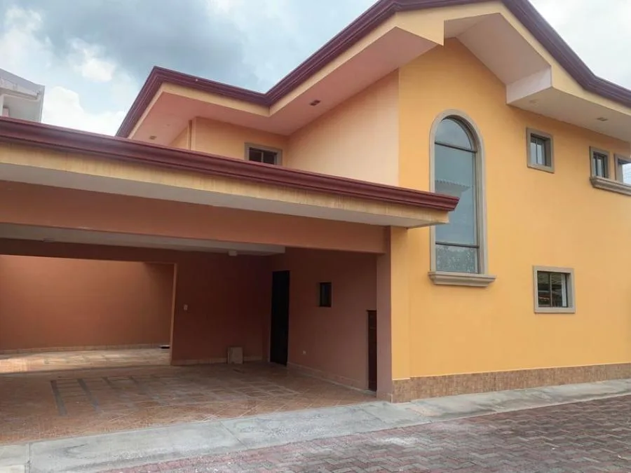Casa en alquiler en Pozos, Santa Ana. RAH 22-5212 - Alquiler / Renta en Santa Ana